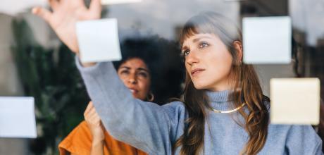 Group working on a project 